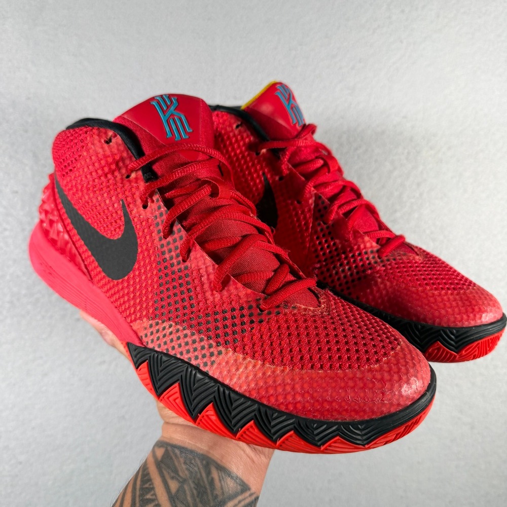 Nike Kyrie 1 Deceptive Red Mens Basketball Shoes 705277-606 Size 12.5